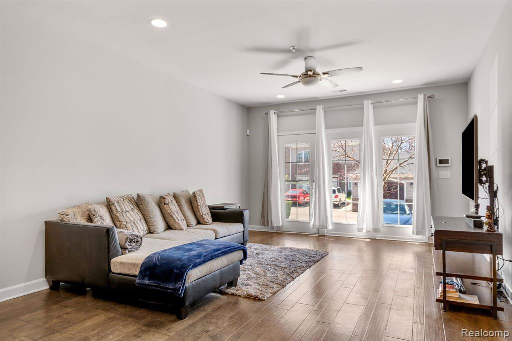 5613 ARBOR CHASE Drive, Ann Arbor, MI 48103 — Photo 10