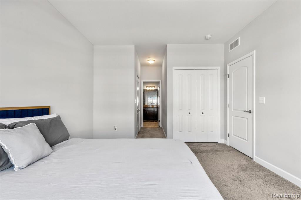 5613 ARBOR CHASE Drive, Ann Arbor, MI 48103 — Photo 22