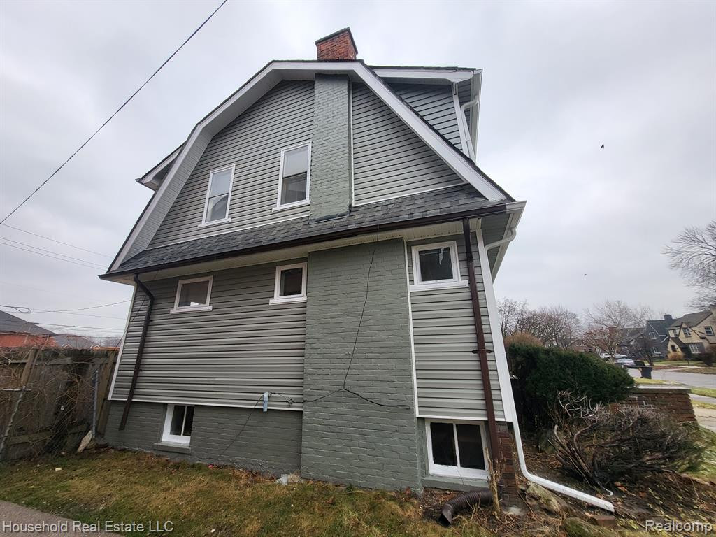 5566 BALFOUR Road, Detroit, MI 48224 — Photo 2