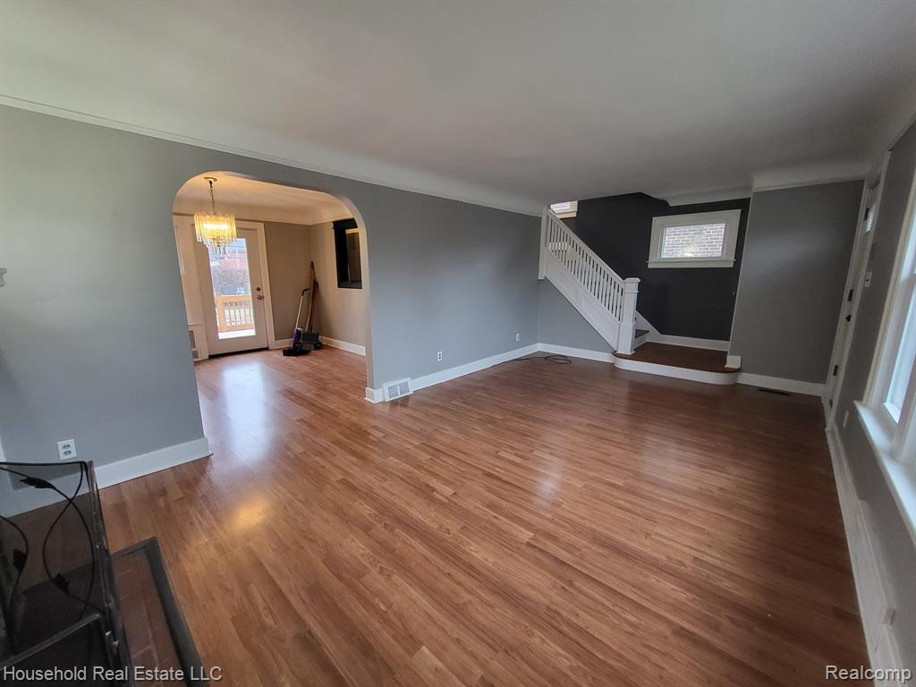 5566 BALFOUR Road, Detroit, MI 48224 — Photo 7