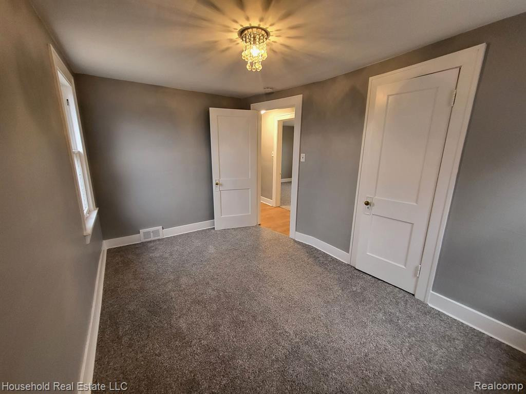 5566 BALFOUR Road, Detroit, MI 48224 — Photo 15