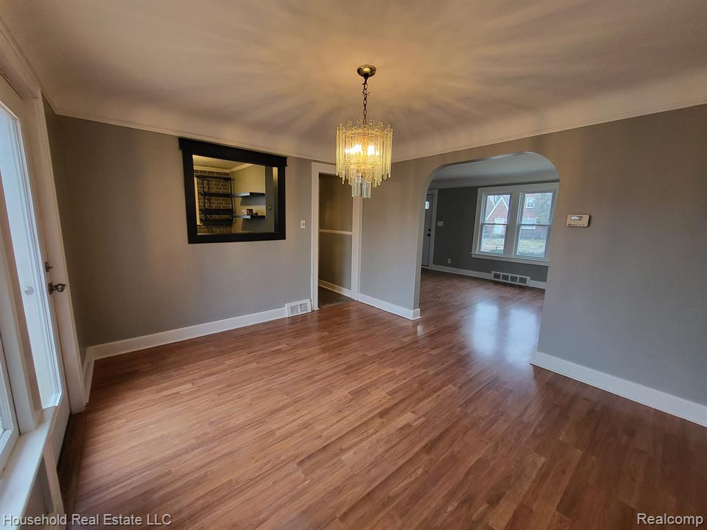 5566 BALFOUR Road, Detroit, MI 48224 — Photo 17