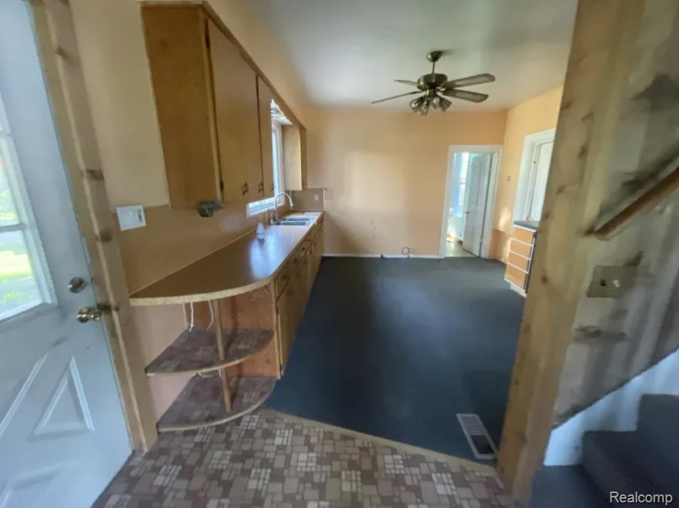 8284 E LIPPINCOTT Boulevard, Davison, MI 48423 — Photo 4