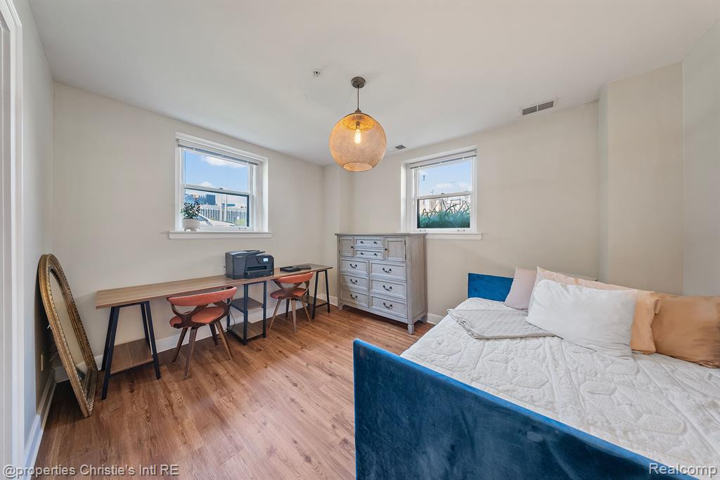 615 W Hancock, Detroit, MI 48201 — Photo 13