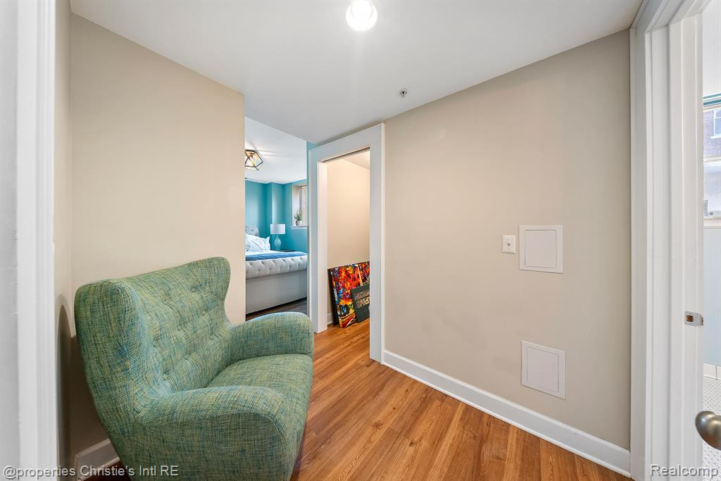 615 W Hancock, Detroit, MI 48201 — Photo 17