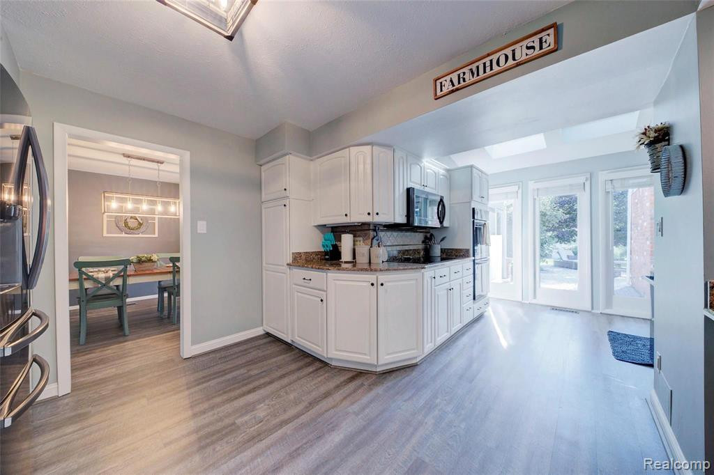 7312 BIRCKLAN Drive, Canton, MI 48187 — Photo 19
