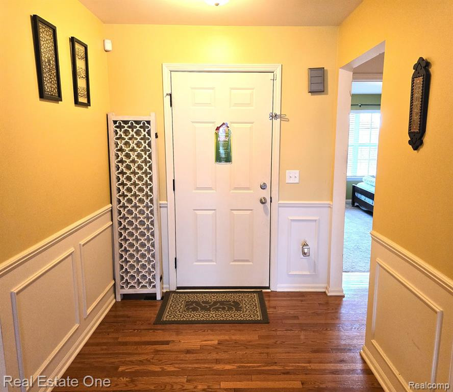 2496 ARCADIA Drive, Canton, MI 48188 — Photo 3
