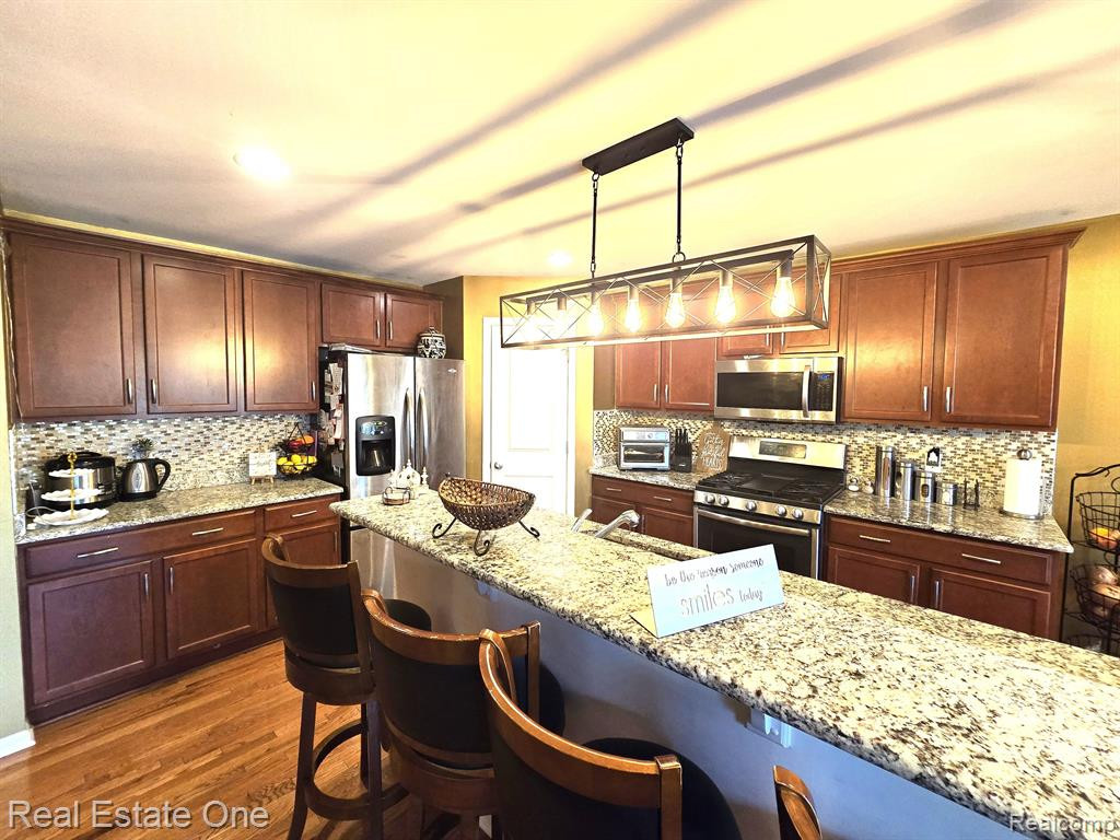 2496 ARCADIA Drive, Canton, MI 48188 — Photo 6