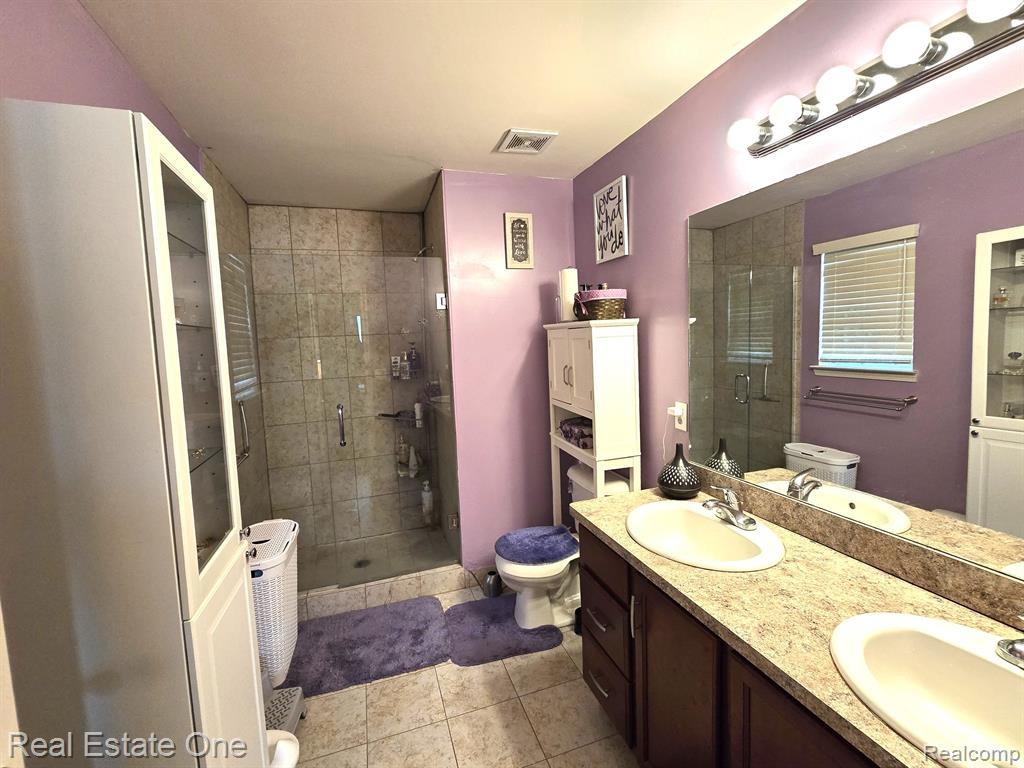 2496 ARCADIA Drive, Canton, MI 48188 — Photo 18