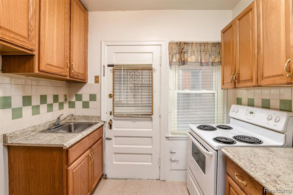 4103 BEDFORD Street, Detroit, MI 48224 — Photo 11