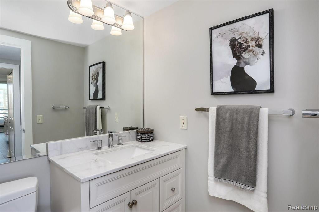 3320 SPINNAKER Lane, 9A, Detroit, MI 48207 — Photo 9