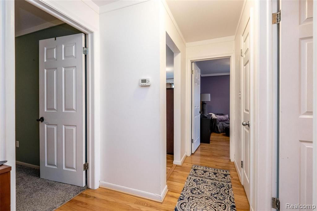 1075 LALOND Avenue, Waterford, MI 48327 — Photo 21