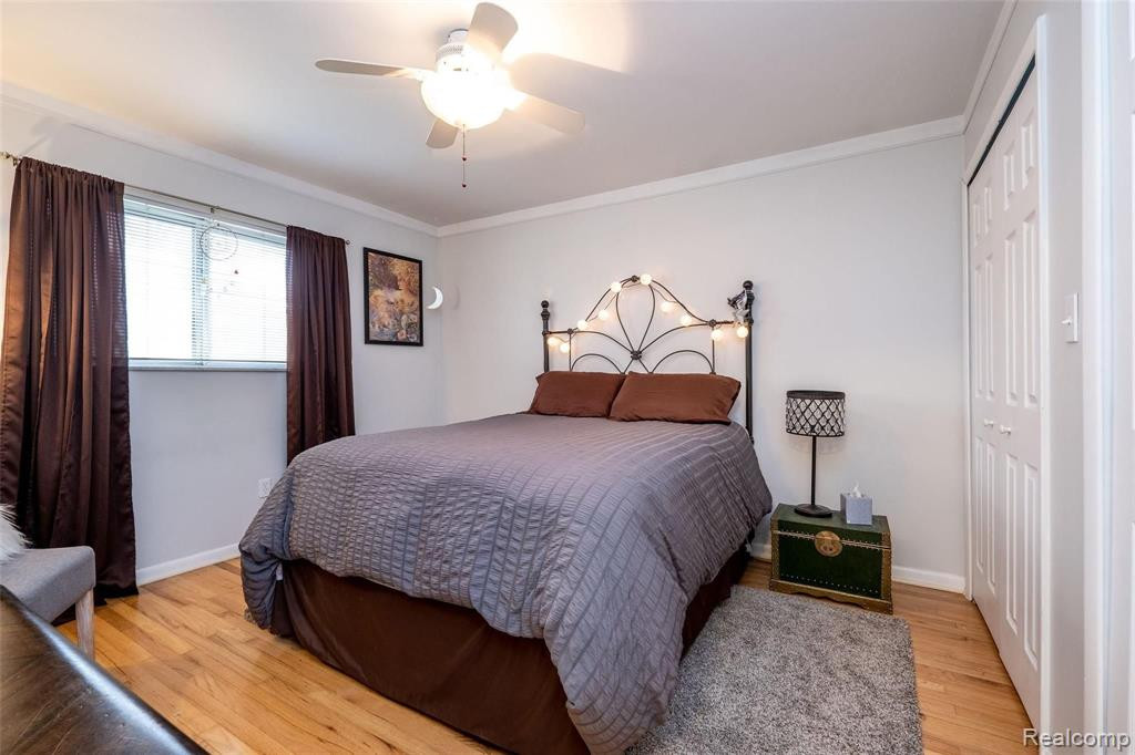 1075 LALOND Avenue, Waterford, MI 48327 — Photo 34