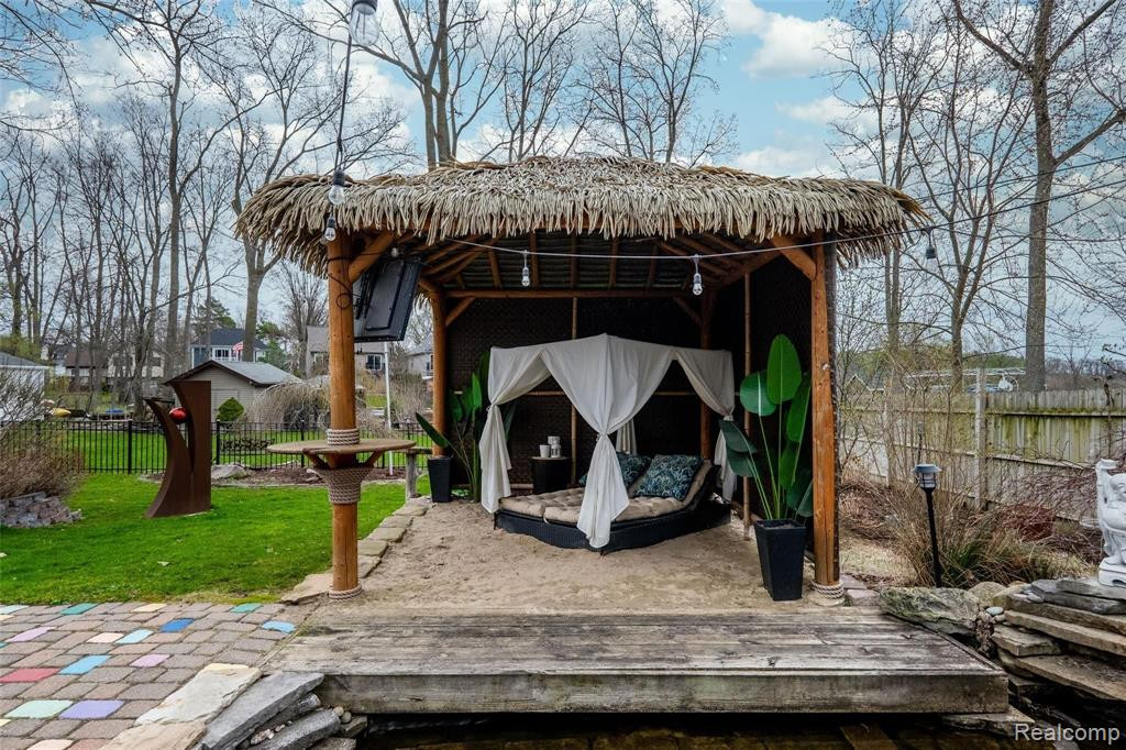 1075 LALOND Avenue, Waterford, MI 48327 — Photo 46