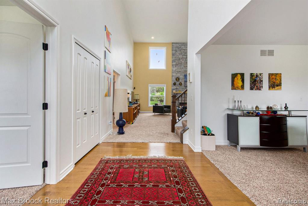 10332 COBB HOLLOW FARM, Saline, MI 48176 — Photo 4