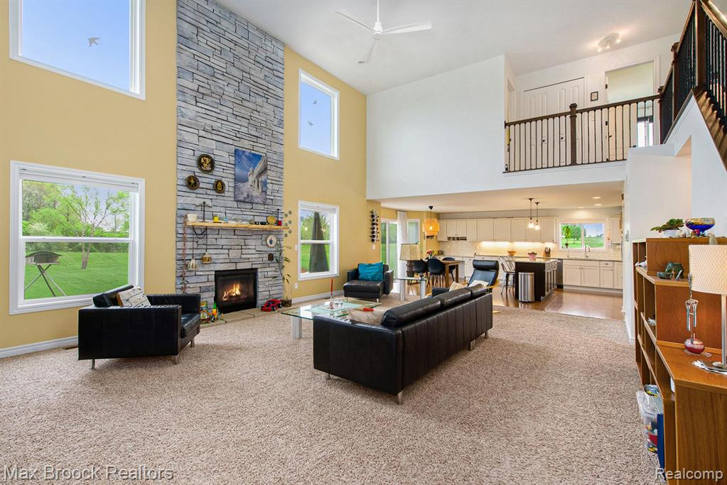 10332 COBB HOLLOW FARM, Saline, MI 48176 — Photo 6