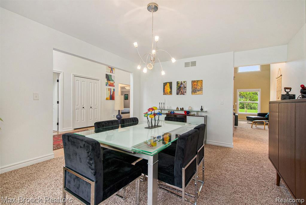 10332 COBB HOLLOW FARM, Saline, MI 48176 — Photo 9