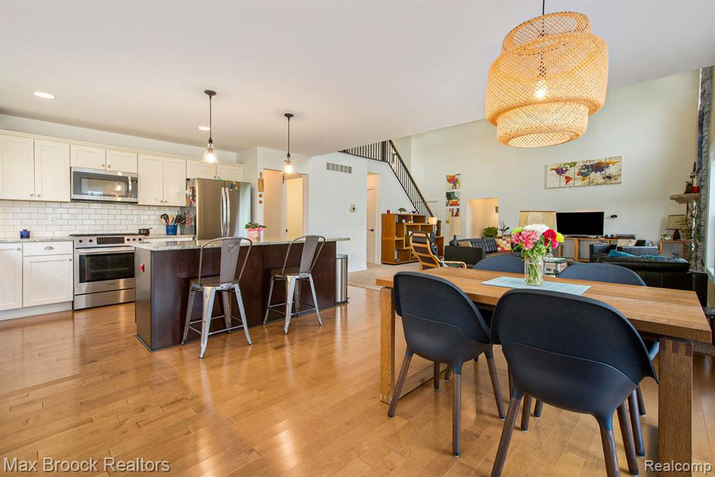 10332 COBB HOLLOW FARM, Saline, MI 48176 — Photo 13