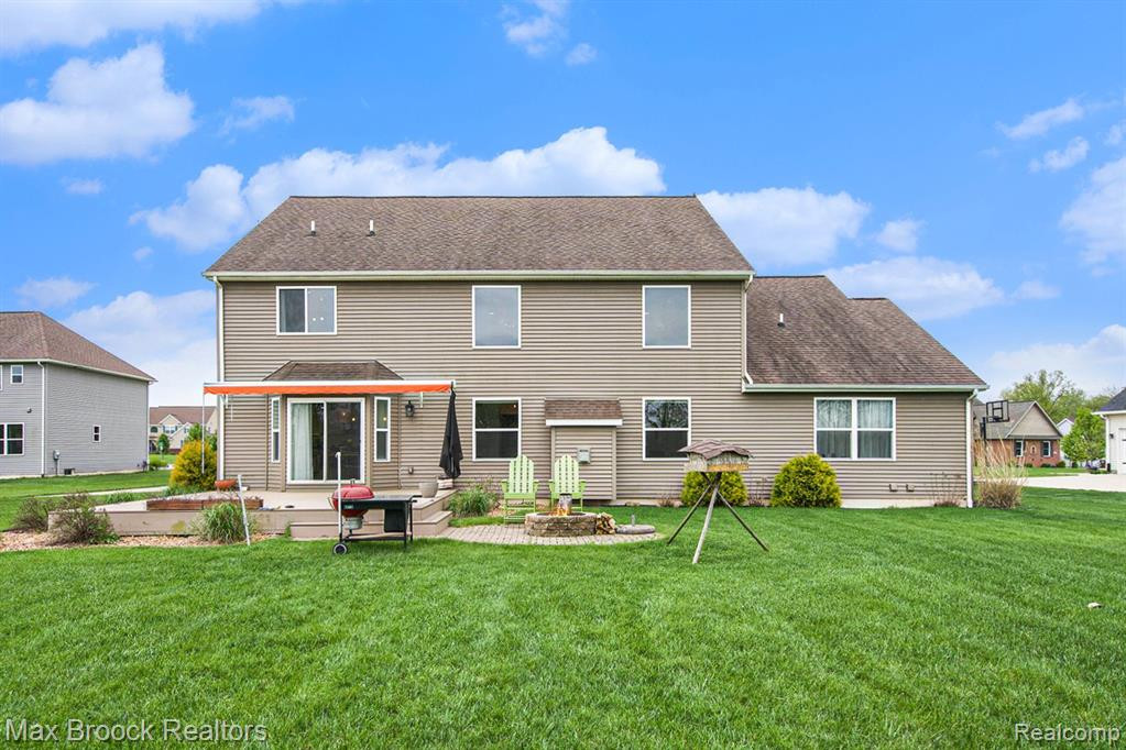 10332 COBB HOLLOW FARM, Saline, MI 48176 — Photo 32