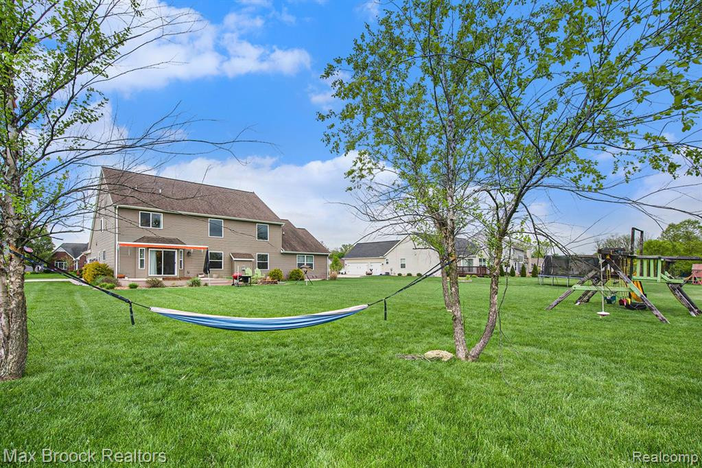 10332 COBB HOLLOW FARM, Saline, MI 48176 — Photo 34