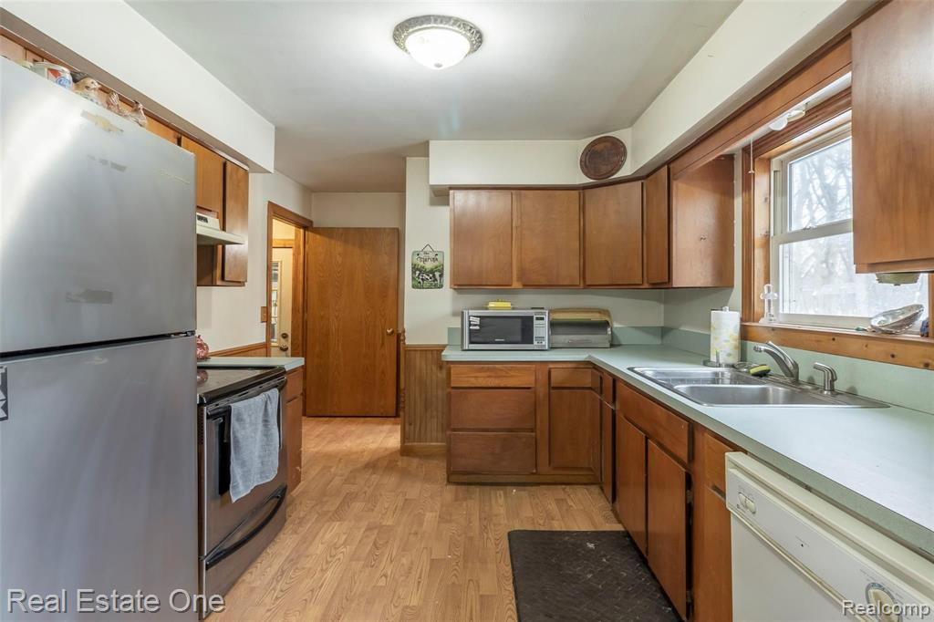 5250 E ALLEN Road, Webberville, MI 48892 — Photo 13