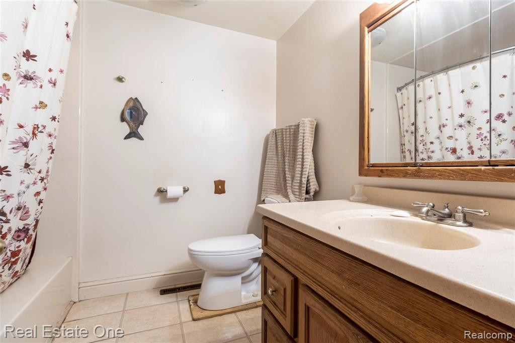 5250 E ALLEN Road, Webberville, MI 48892 — Photo 24
