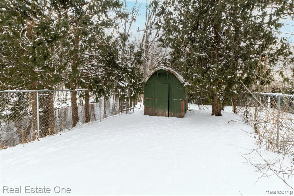 5250 E ALLEN Road, Webberville, MI 48892 — Photo 33