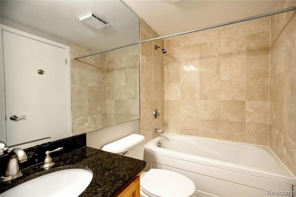 3320 Spinnaker Lane, 4C, Detroit, MI 48207 — Photo 10