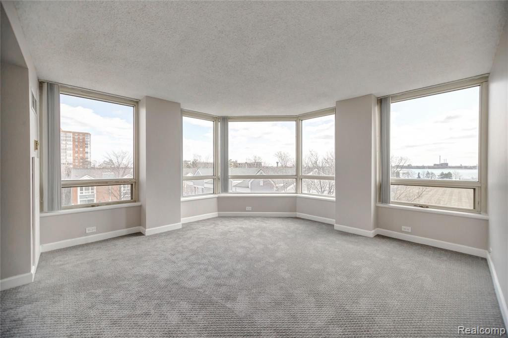 3320 Spinnaker Lane, 4C, Detroit, MI 48207 — Photo 21