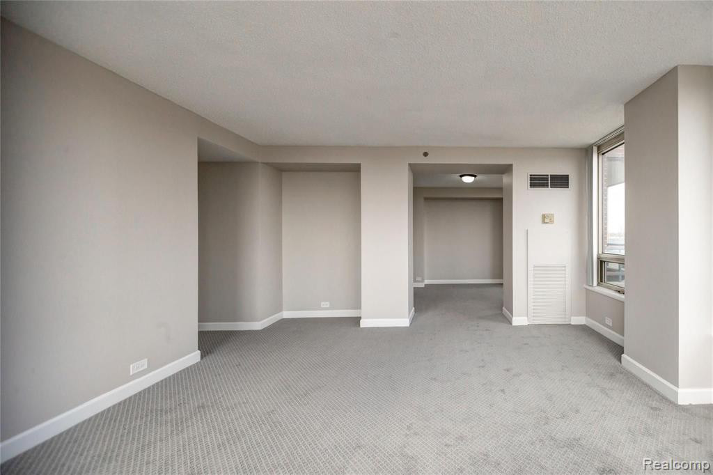 3320 Spinnaker Lane, 4C, Detroit, MI 48207 — Photo 23
