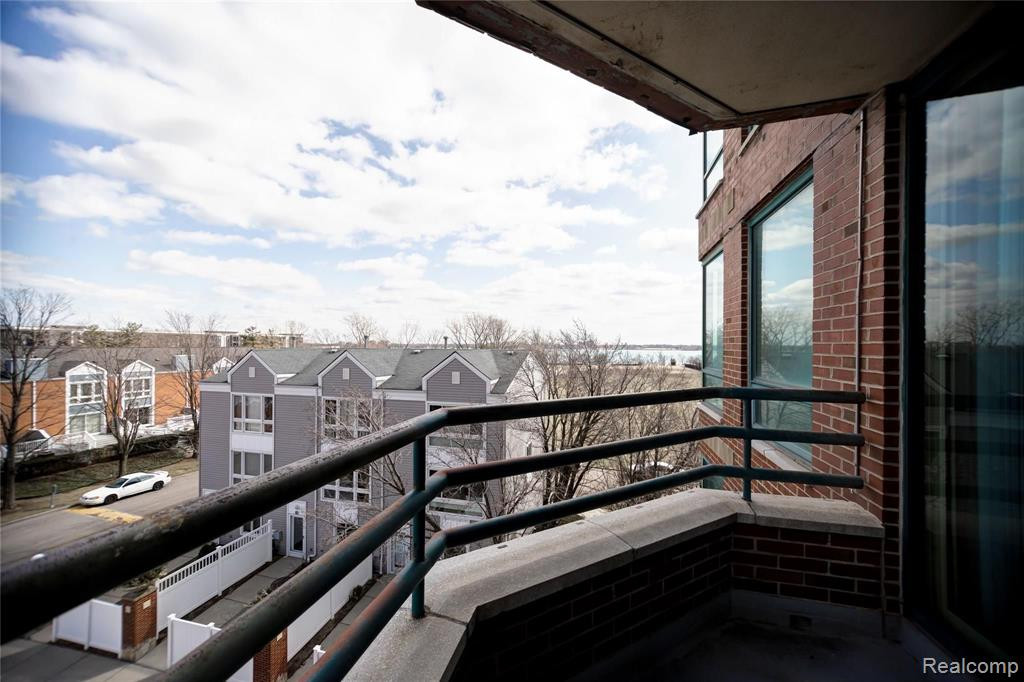 3320 Spinnaker Lane, 4C, Detroit, MI 48207 — Photo 34