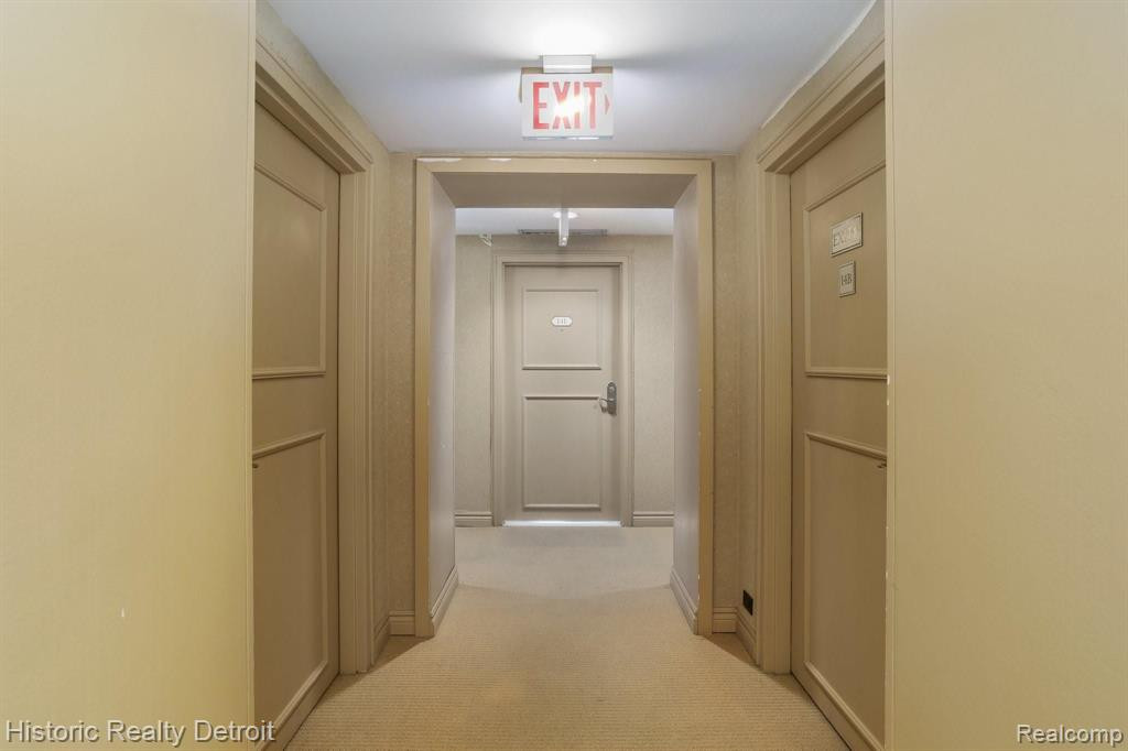 3320 Spinnaker Lane, 14 E, Detroit, MI 48207 — Photo 14