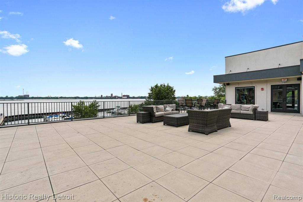 3320 Spinnaker Lane, 14 E, Detroit, MI 48207 — Photo 20