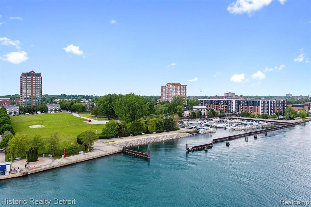 3320 Spinnaker Lane, 14 E, Detroit, MI 48207 — Photo 25