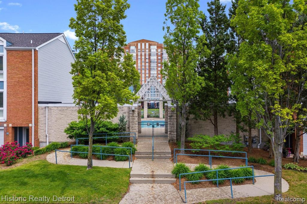 3320 Spinnaker Lane, 14 E, Detroit, MI 48207 — Photo 33
