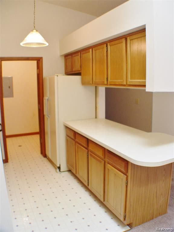 1565 Harbour Boulevard, 182, Trenton, MI 48183 — Photo 14