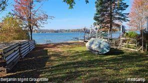 1621 GREENWOOD Court, Brooklyn, MI 49230 — Photo 2