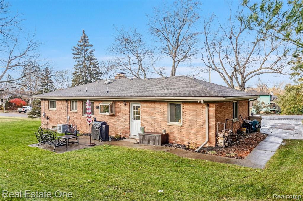 6340 MIDDLE LAKE Road, Clarkston, MI — Photo 3
