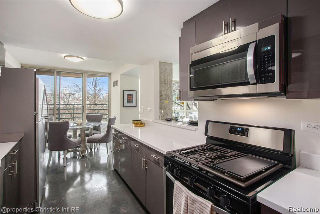 3320 Spinnaker Lane, 2 D, Detroit, MI 48207 — Photo 6
