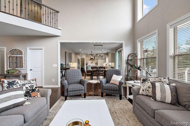 635 STONEY POINTE Circle, Lake Orion, MI 48362 — Photo 12