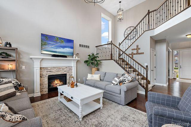 635 STONEY POINTE Circle, Lake Orion, MI 48362 — Photo 15