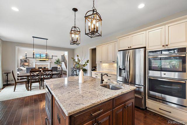635 STONEY POINTE Circle, Lake Orion, MI 48362 — Photo 24