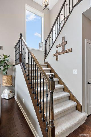 635 STONEY POINTE Circle, Lake Orion, MI 48362 — Photo 30