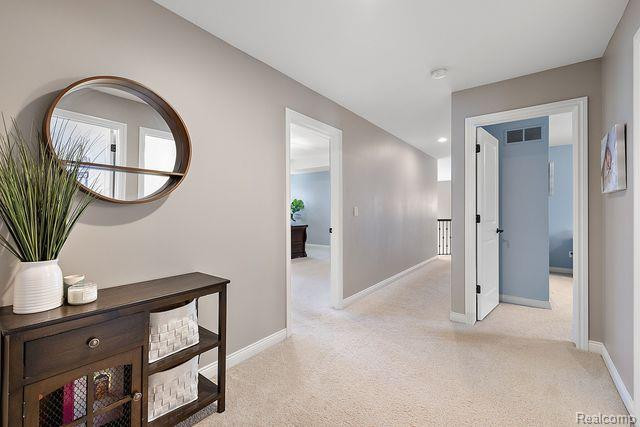 635 STONEY POINTE Circle, Lake Orion, MI 48362 — Photo 37