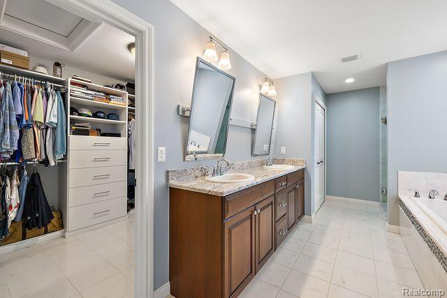635 STONEY POINTE Circle, Lake Orion, MI 48362 — Photo 42