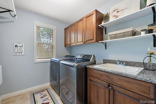 635 STONEY POINTE Circle, Lake Orion, MI 48362 — Photo 57