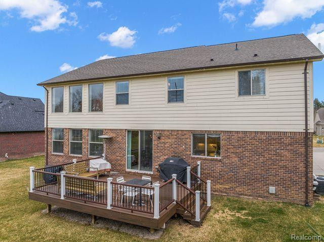 635 STONEY POINTE Circle, Lake Orion, MI 48362 — Photo 66