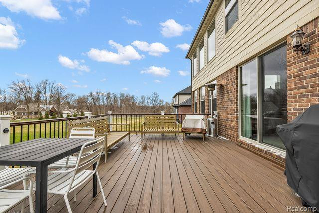 635 STONEY POINTE Circle, Lake Orion, MI 48362 — Photo 70