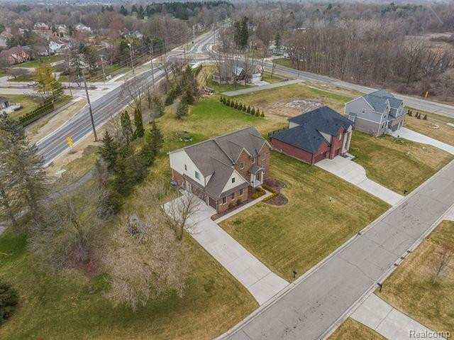 635 STONEY POINTE Circle, Lake Orion, MI 48362 — Photo 79