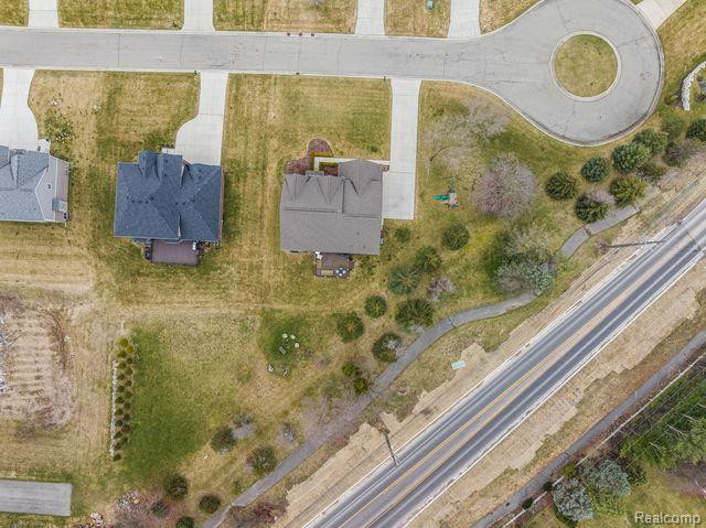 635 STONEY POINTE Circle, Lake Orion, MI 48362 — Photo 87